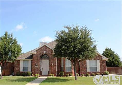 1st image of 137 Oakbluff Dr