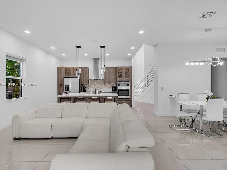 15540 NW 88th Ave #0 — Photo 5