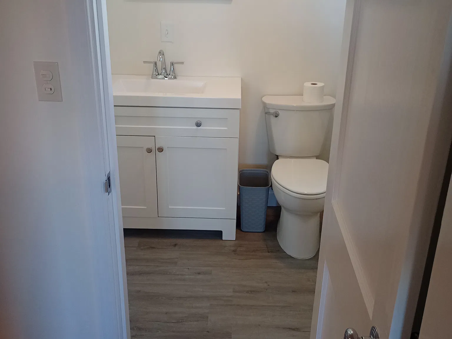 1 bed, 1000 sqft, $1,300 — Photo 2
