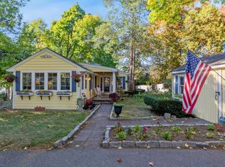 34 Waverly St, Stoneham, MA 02180