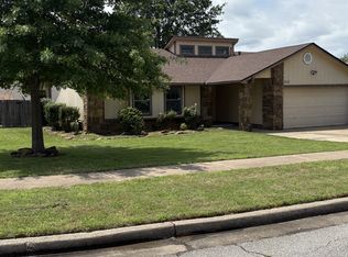 3112 S Oak Ave, Broken Arrow, OK 74012