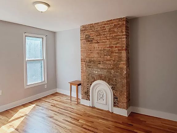 2nd image of 478A Lafayette Ave #2A