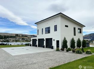 138 Coles View Ln, Chelan, WA 98816