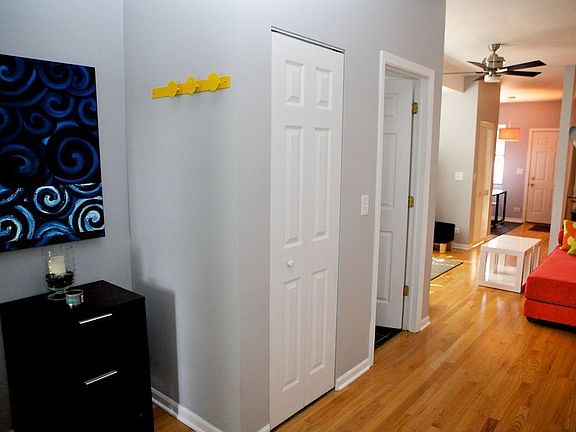 2nd image of 3316 W Eastwood Ave #3