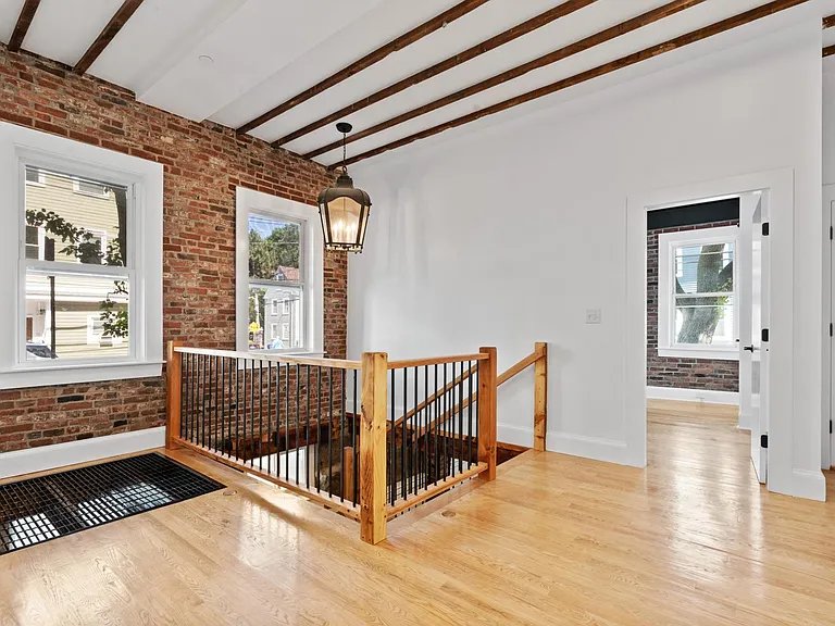 112 Gore St #1 — Photo 11