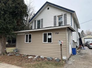 328 S 6th St, Delavan, WI 53115