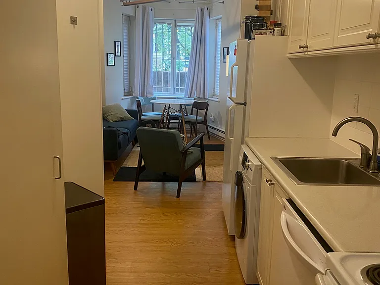 1507 R St NW — Photo 19