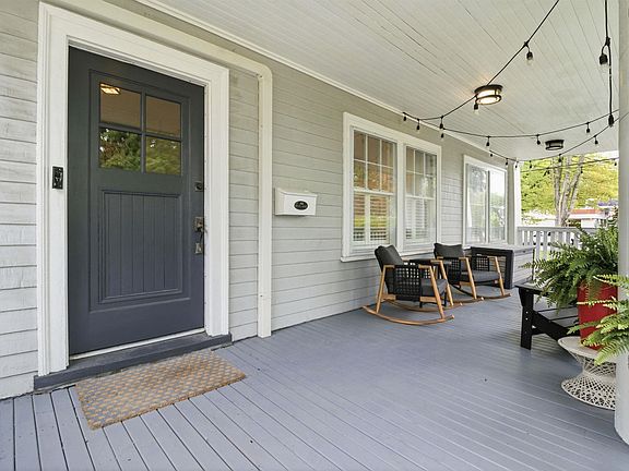 3rd image of 6583 Quinpool Rd