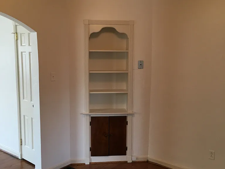 1728 Elmwood Ave #A — Photo 5