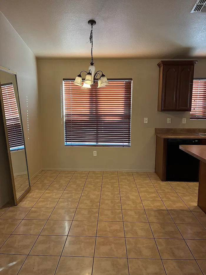 3 bed, 2.0 bath, $1,650 — Photo 4