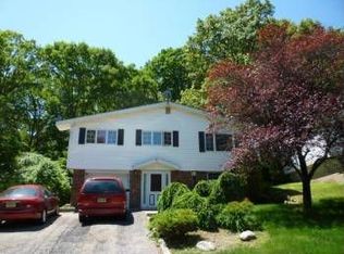 6 White Meadow Rd, Rockaway, NJ 07866