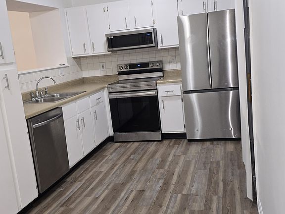 2nd image of 5179 Springdale Blvd