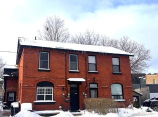 22 Saint Paul St, Collingwood, ON L9Y3N9