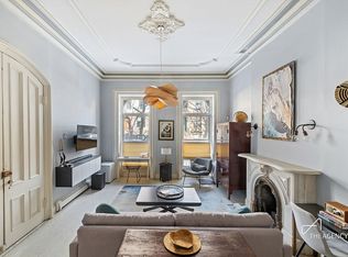 210 President St APT 1F, Brooklyn, NY
