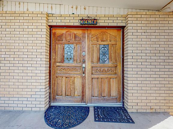 5th image of 3936 Las Vegas Dr SW