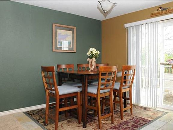 Dining room/breakfast nook
