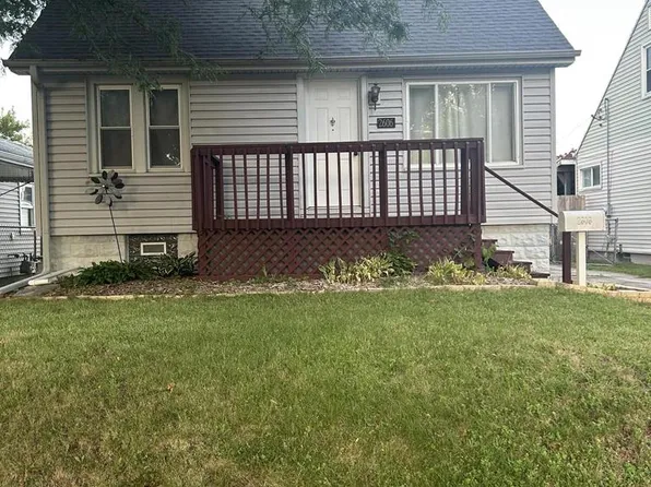 2606 S 67th STREET, Milwaukee, WI 53219