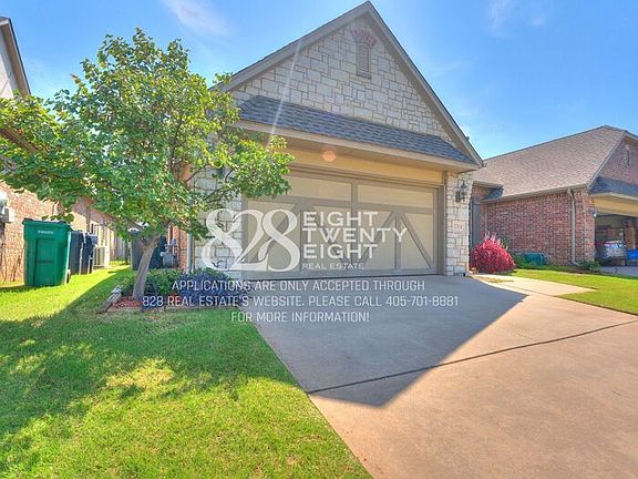 2nd image of 17918 Arbor Ln