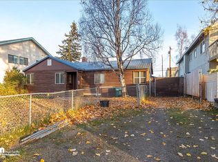 645 Pearl Dr, Anchorage, AK 99518