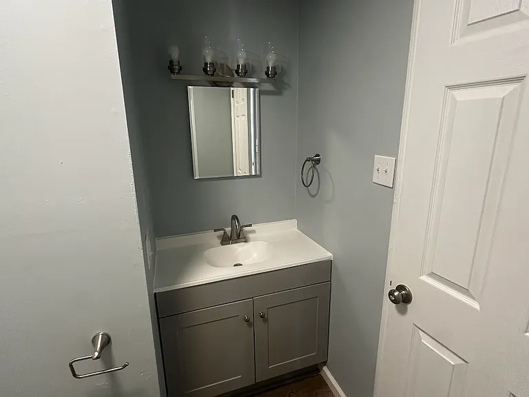 3992 Penn Ave #11 — Photo 8