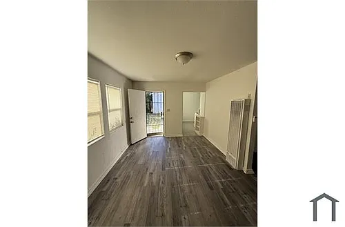 3305 Cypress St Photo 1