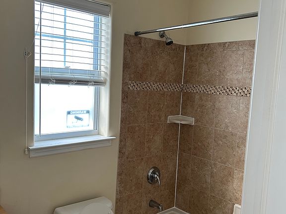 5th image of 156 Sea Grass Ln #A