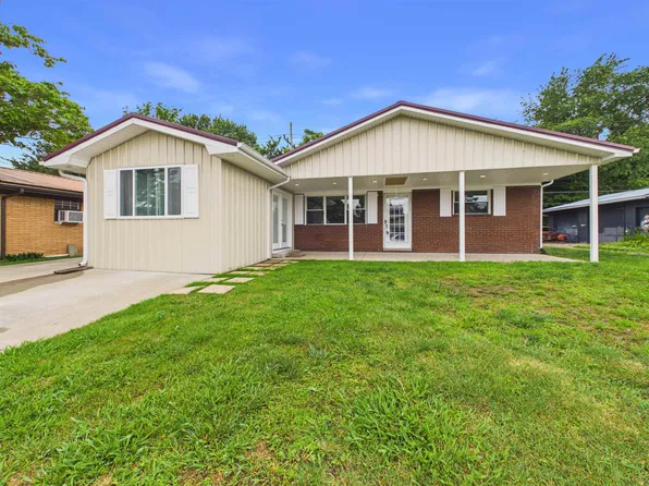 210 Mason St, South Pt, OH 45680