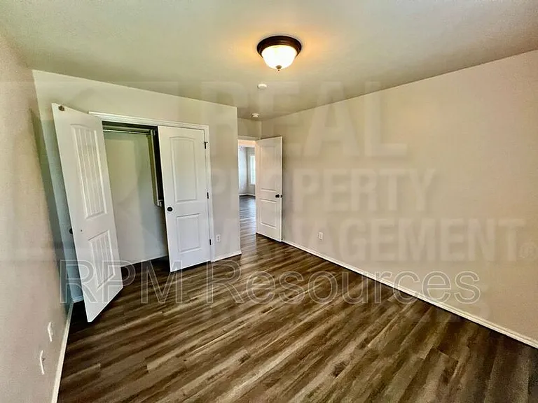 2312 Frisco Way — Photo 17