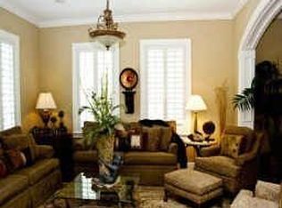 815 Holton St, Bellaire, TX 77401