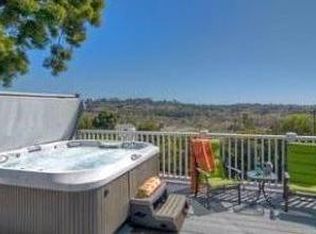 1858 Tennis Pl, Encinitas, CA 92024