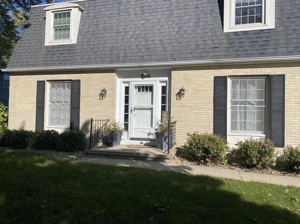 900 Eisenhower Road, Stoughton, WI 53589