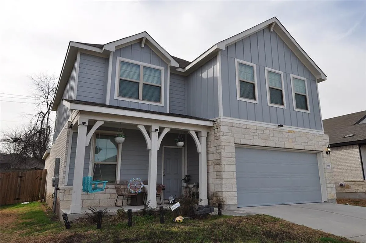 Building Photo - 1717 T H Johnson Dr