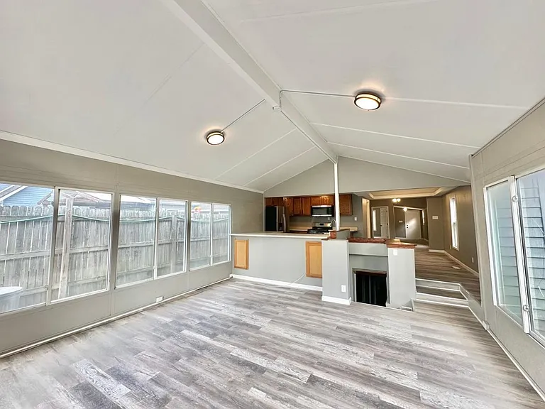 1217 Filmore St — Photo 2