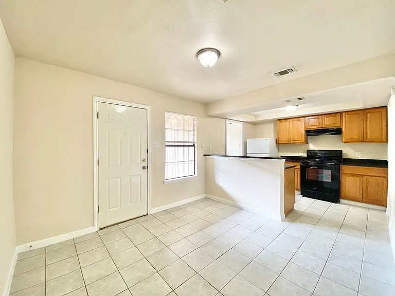 Rothington Road - 8001C AL — Photo 8