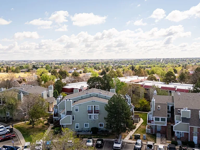 932 S Dearborn Way #18 — Photo 24