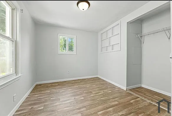 3 bed, 932 sqft, $1,700 — Photo 4