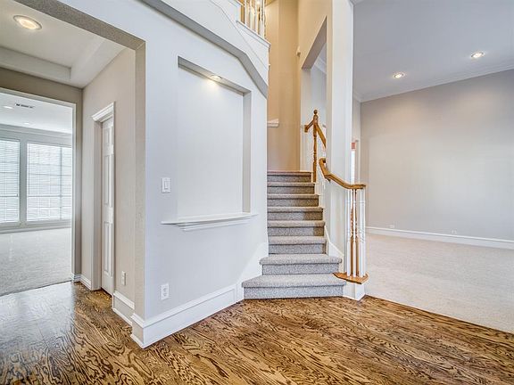 3rd image of 3808 Bonita Dr