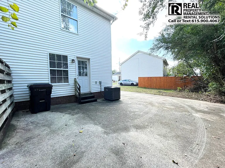1647 Center Pointe Dr — Photo 16
