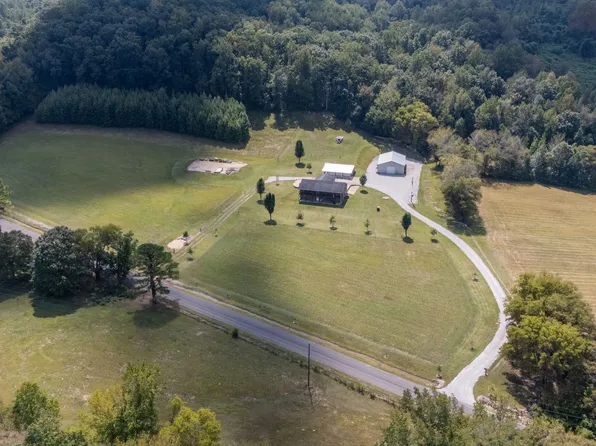 6285 Rayburn Creek Rd, Collinwood, TN 38450