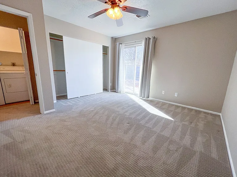 4203 E Commercial Way #B — Photo 11