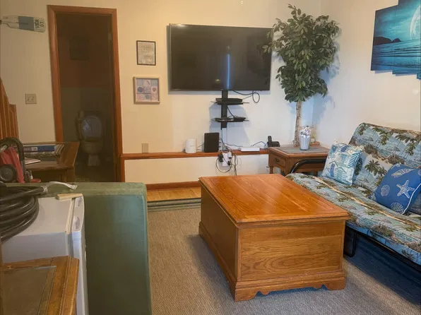 1105 N Ocean Ave, Seaside Park, NJ 08752