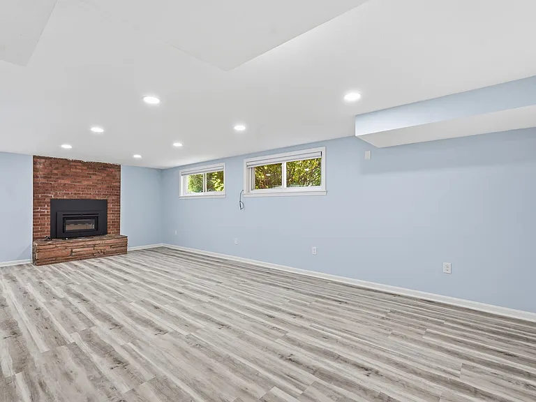5223 Yorktown Blvd — Photo 38