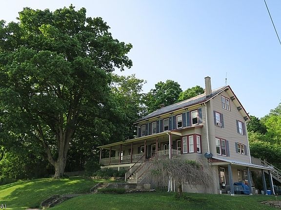 2nd image of 19 Hamming Ln