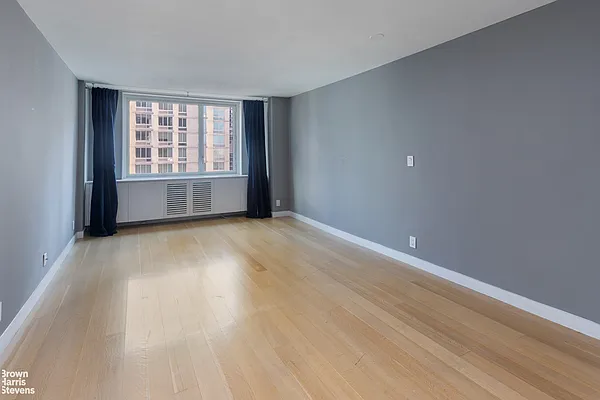 301 West 53rd Street #18I in Hell's Kitchen, Manhattan
