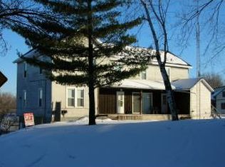 1061 E Kimberly Ave, Kimberly, WI 54136