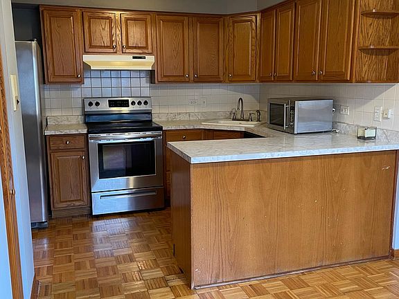 3rd image of 6628 W 64th Pl APT 3W
