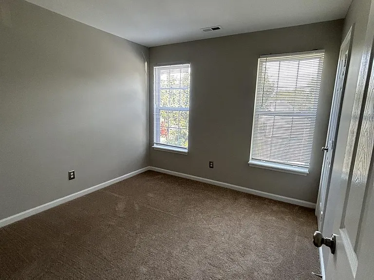 4277 Maybrook Ct SW — Photo 7