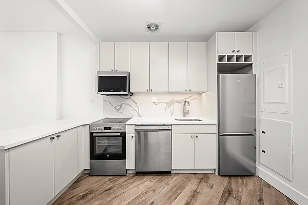Rented by Nooklyn NYC LLC | media 3