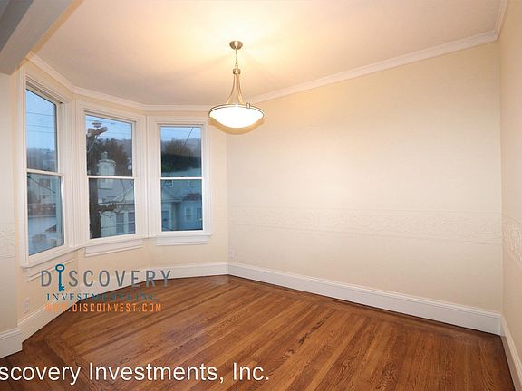 4th image of 4208 24th St