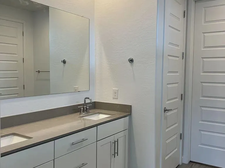 560 E Cactus Wren Dr — Photo 10